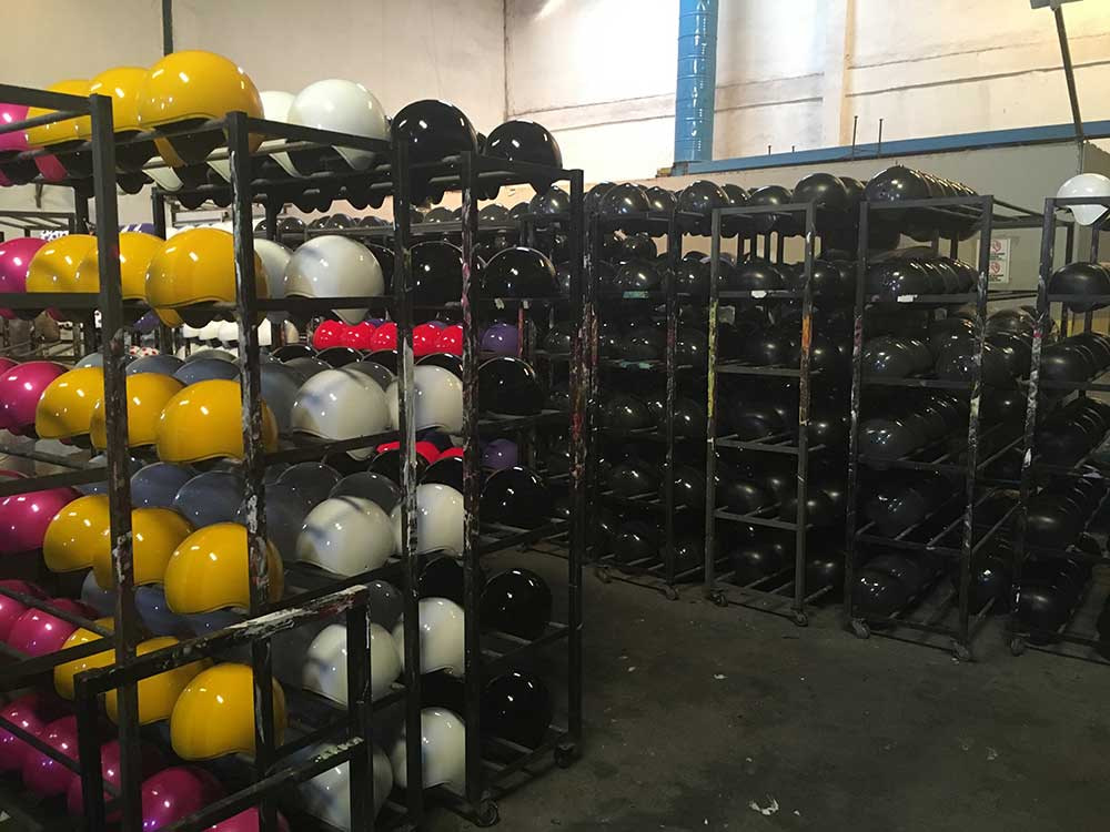 Produksi Helm